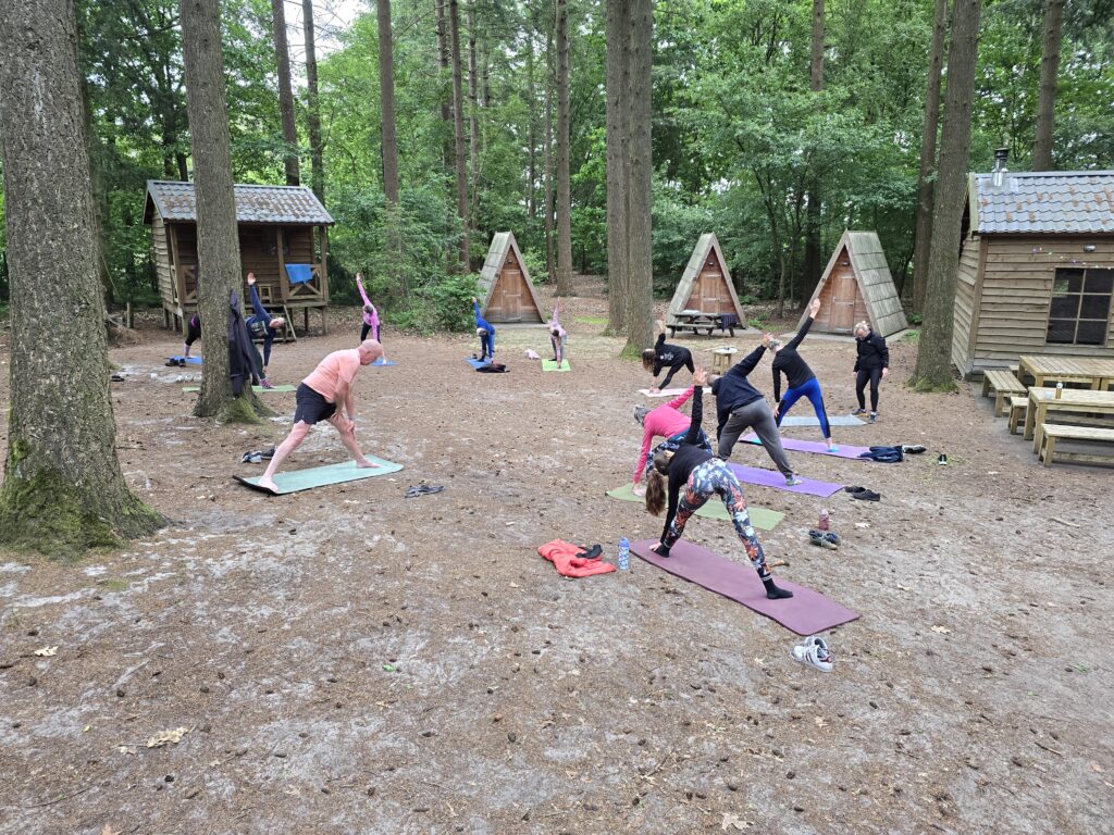 yoga buiten buitenweekend